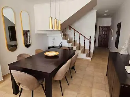 Live The Life Duplex Just 3 Minutes From The Ocean * São Martinho do Porto